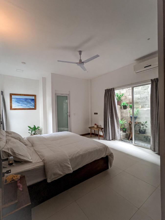 Dhoadhi Retreat Hotel Thulusdhoo Exterior photo